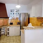Cozy In With Wifi Holiday home