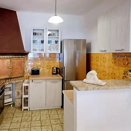 Pet Friendly In With Kitchen Casa de Férias